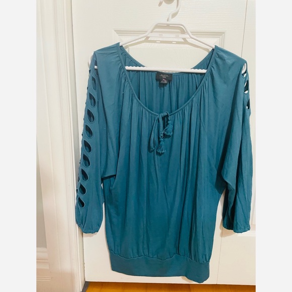 Anthropologie Deletta Catch A Glimpse Cutout Pullover Knit Tee - Picture 4 of 4